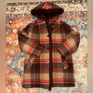 Faux Fur Lined Long Plaid Coat with pockets and hood - Size small